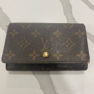 Authentic LV Monogram wallet vintage